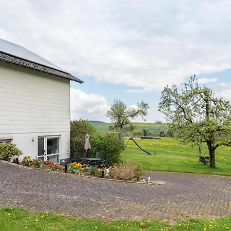Fuer 5 Personen 65 M² Weidenbach